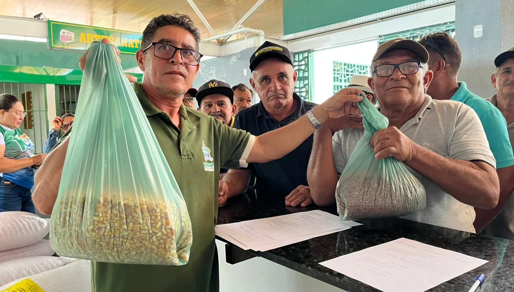 Produtores recebem sementes