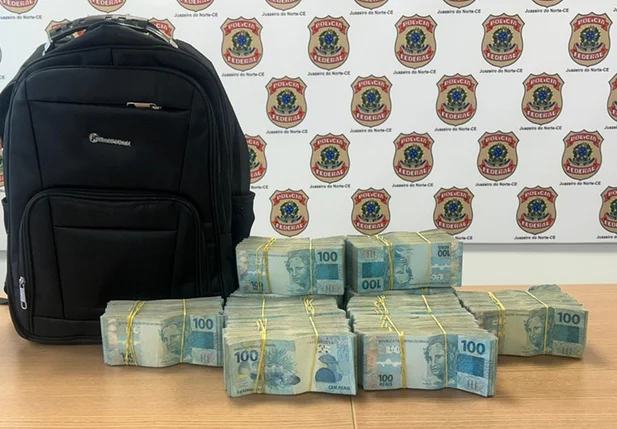 Quantia em dinheiro apreendida pela PF em Juazeiro do Norte