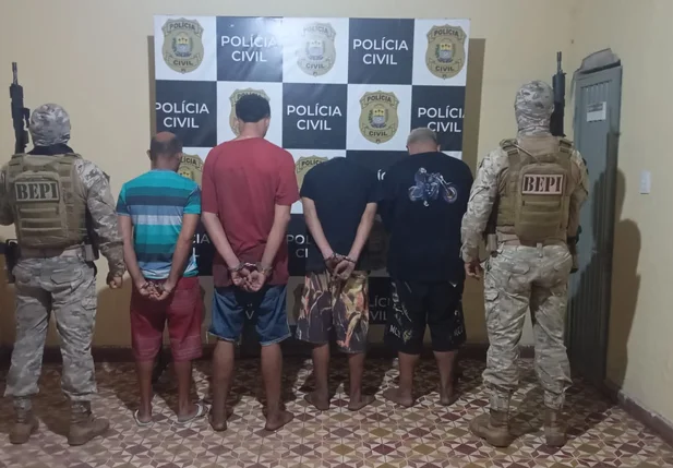 Quatro suspeitos presos