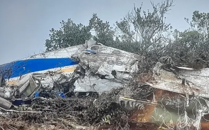 Queda de avião na Colômbia mata deputado e outras 14 pessoas