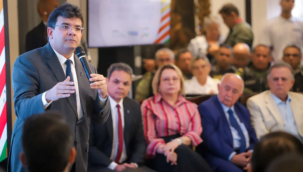 Rafael Fonteles mostra dados