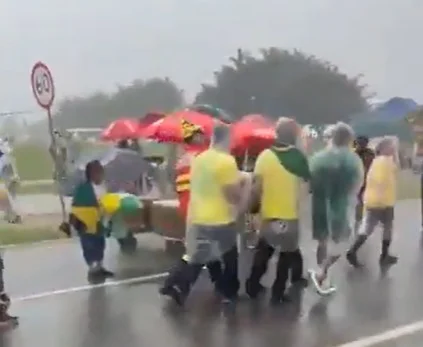 Raio atingiu ato em Brasília