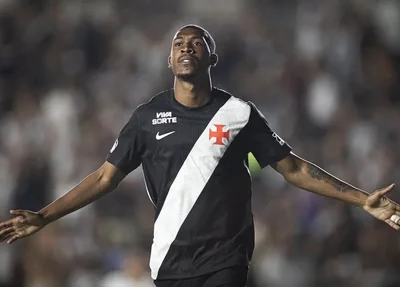 Rayan, atacante do Vasco