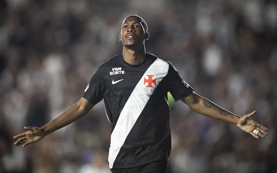 Rayan, atacante do Vasco