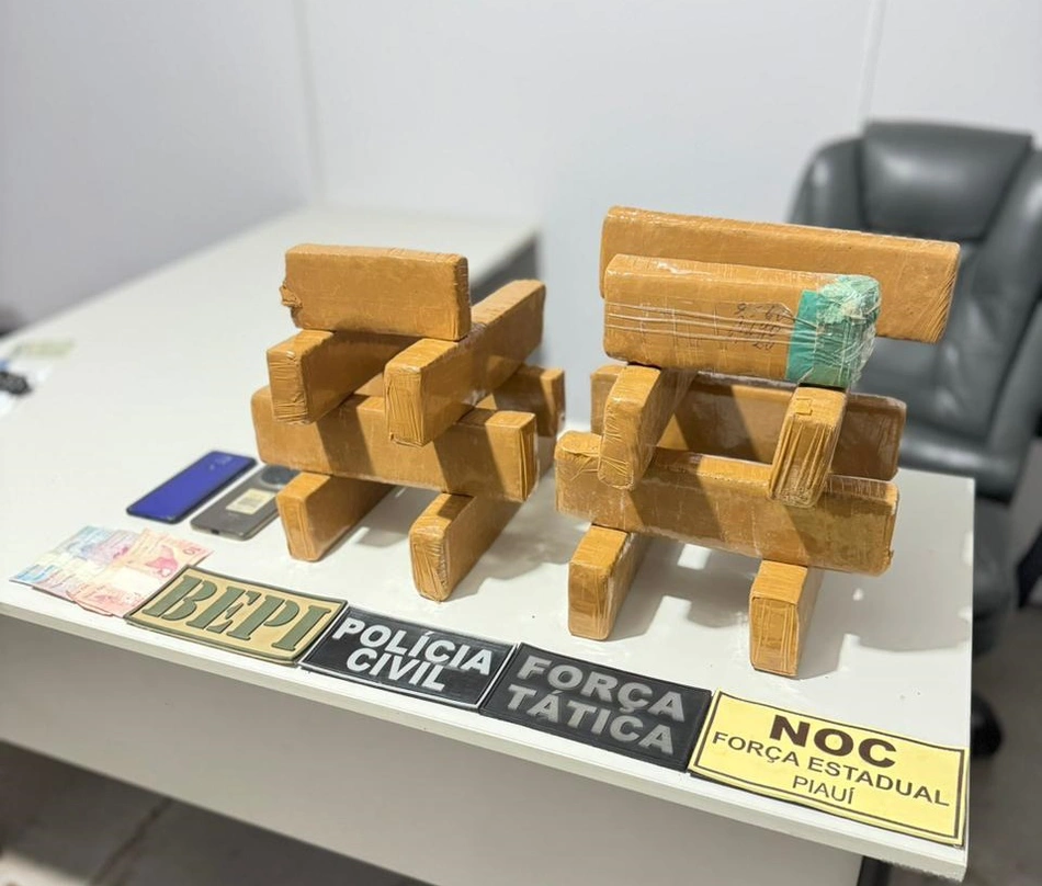Tabletes de maconha apreendidos com adolescente em Picos