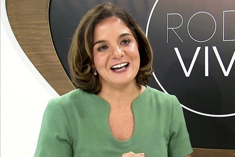 Vera Magalhães apresenta o Roda Viva