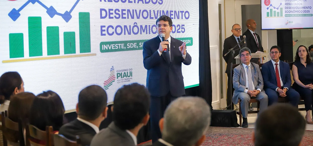 A apresentação ocorreu no Palácio de Karnak