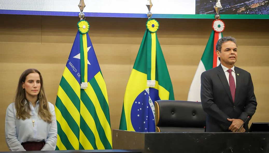 A sessão foi iniciativa do deputado Gil Carlos
