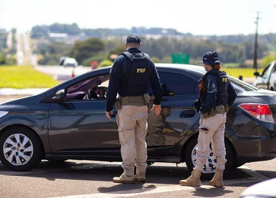 Agentes da PRF