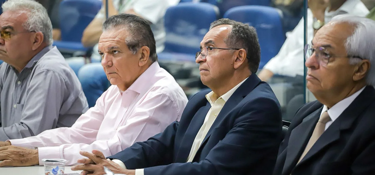 Autoridades prestigiaram a solenidade