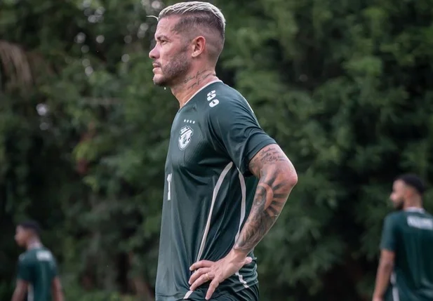 Betinho, atacante do Altos
