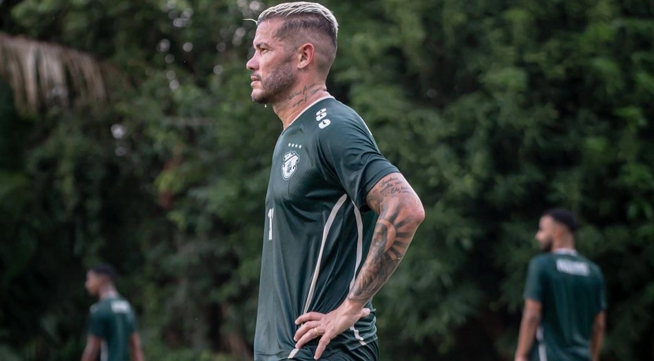 Betinho, atacante do Altos