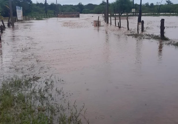 Cidade de Corrente após a chuva