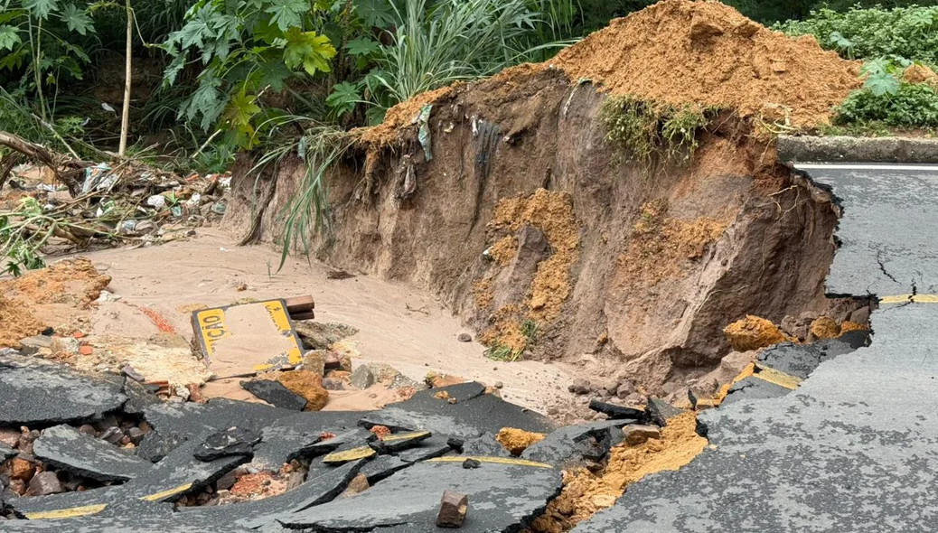Cratera preocupara moradores do Novo Horizonte