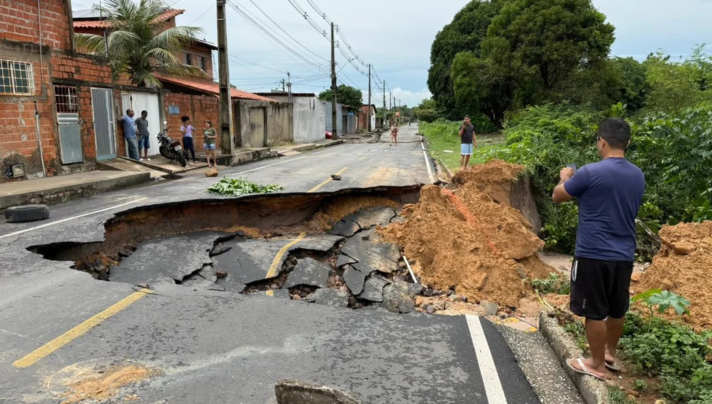 Cratera se forma na zona sudeste de Teresina