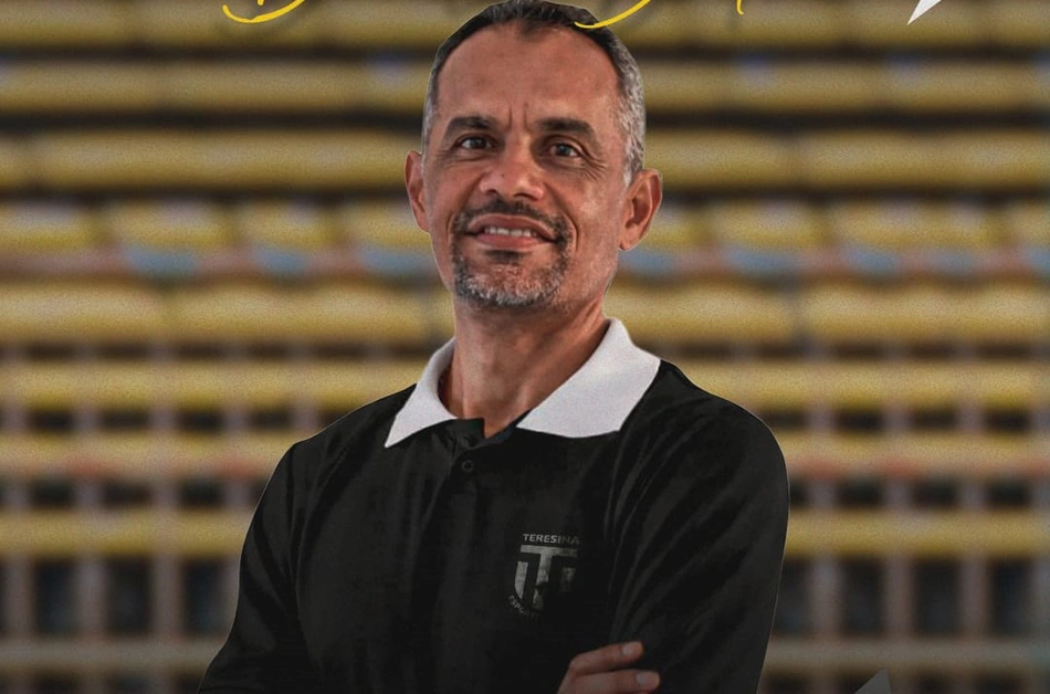 Danilo Brito, técnico do Teresina