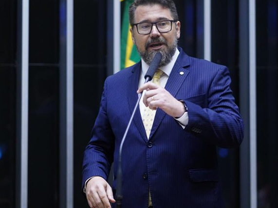 Deputado Marcos Pollon, autor da proposta original do projeto de acesso a armasde fogo