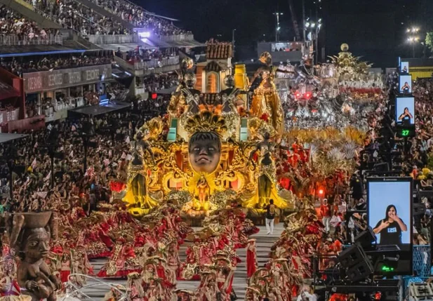 Desfile da escola União de Maricá