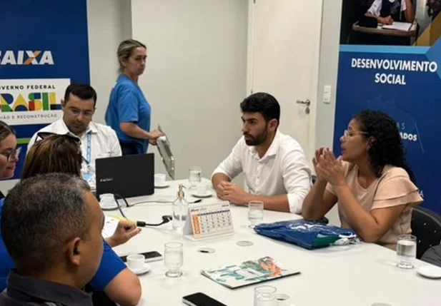 Draga Alana se reuniu com a Caixa Econômica