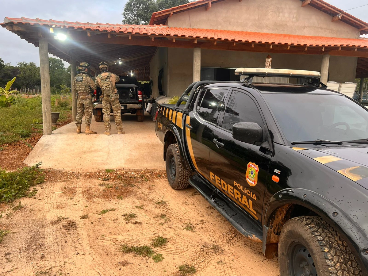 Equipes do Grupo de Pronta Intervenção (GPI) da Polícia Federal