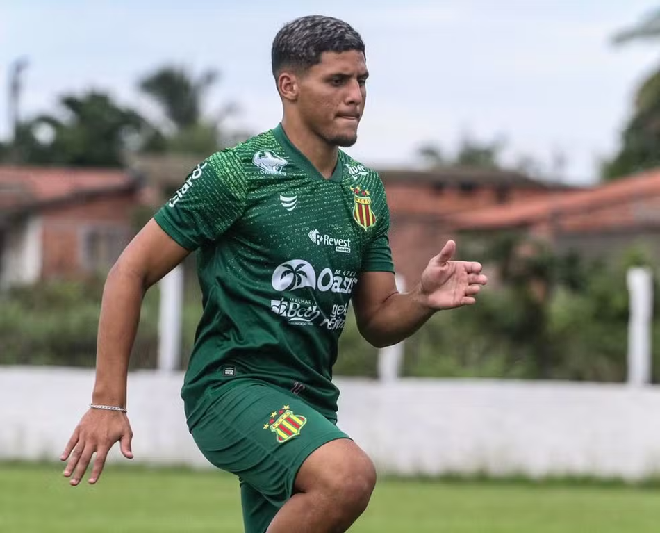 Erivelton, novo atacante do Parnahyba