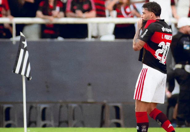 Flamengo vence Botafogo e avança para as semifinais do Cariocão