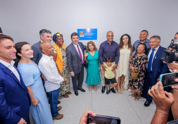 Governador Rafael Fonteles inaugura prédios novos da UESPI