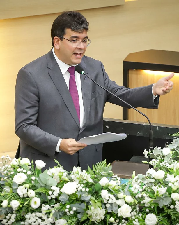 Governador Rafael Fonteles na Alepi