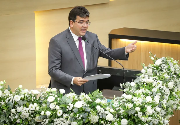 Governador Rafael Fonteles na Alepi