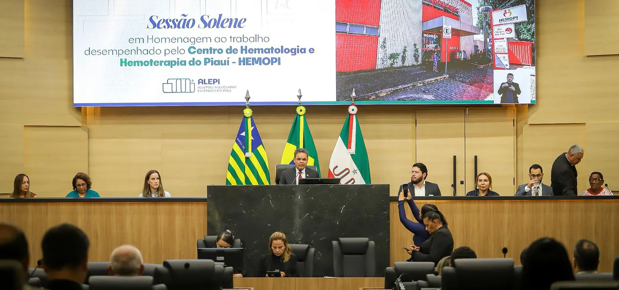 Hemopi foi homenageado durante sessão proposta por Gil Carlos