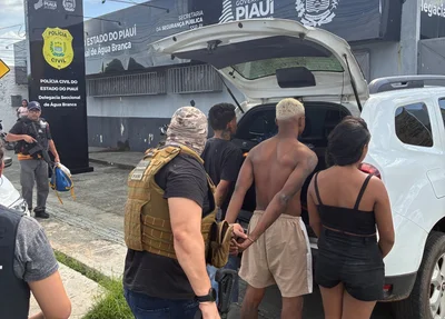 Homem e mulher foram presos em flagrante, enquanto adolescente foi apreendido em Água Branca