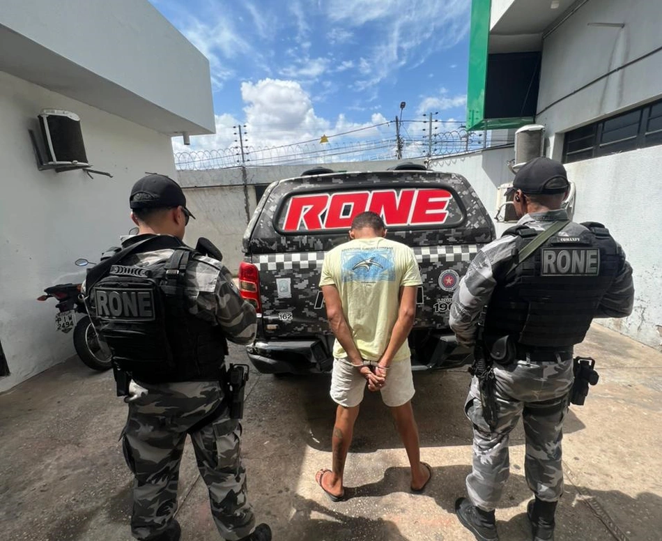 Homem foi preso acusado de ameaçar policial