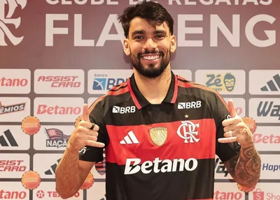 Lucas Paquetá foi apresentado oficalmente pelo Flamengo