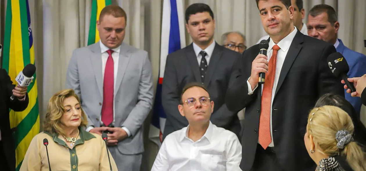 Luís André durante discurso