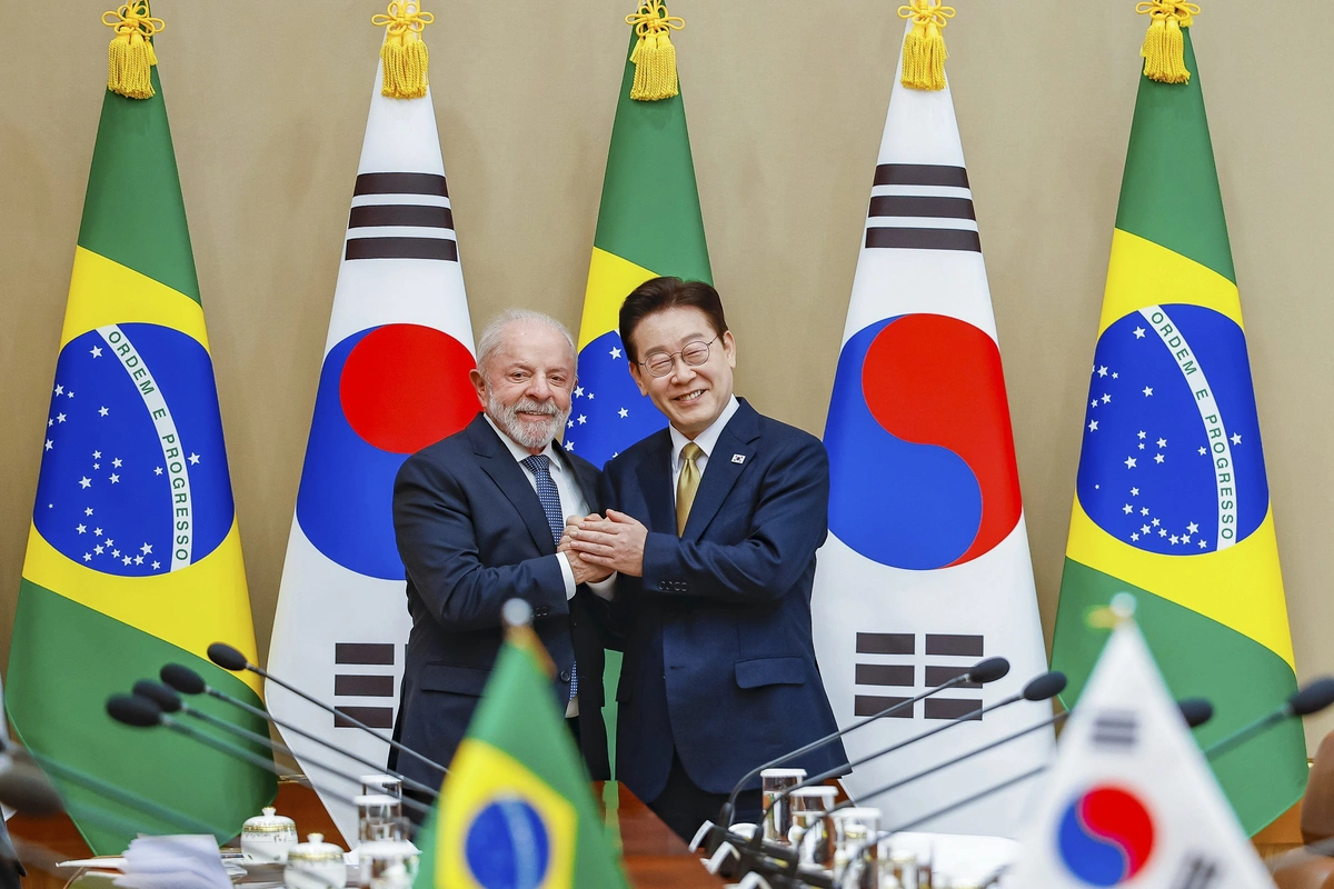 Lula e o presidente da Coreia do Sul, Lee Jae-myung
