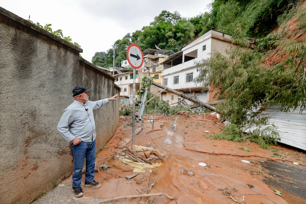 Lula visita Minas Gerais