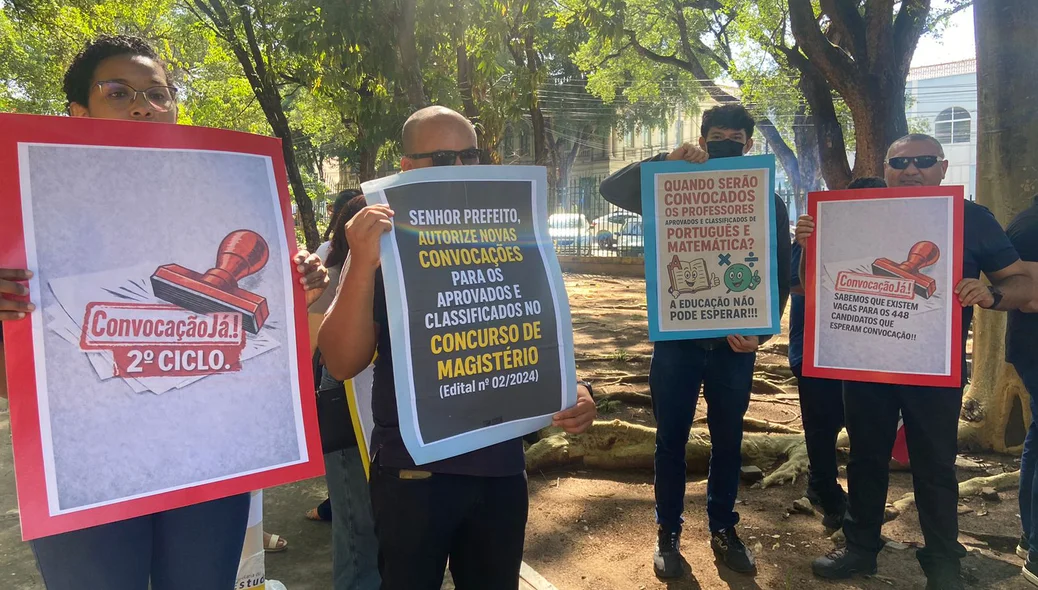 Manifestação dos professores no Centro de Teresina