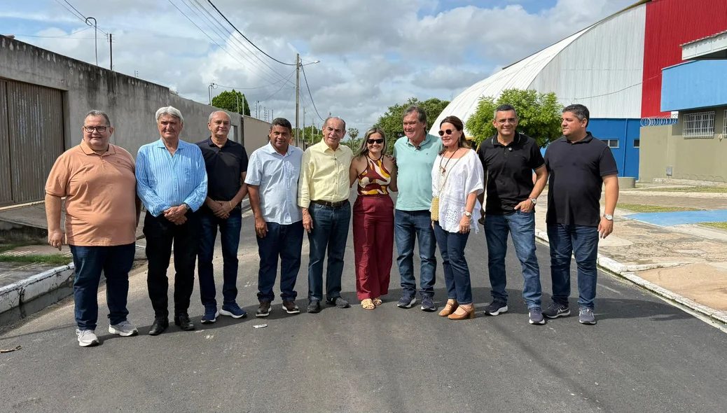 Marcelo Castro visitou obras