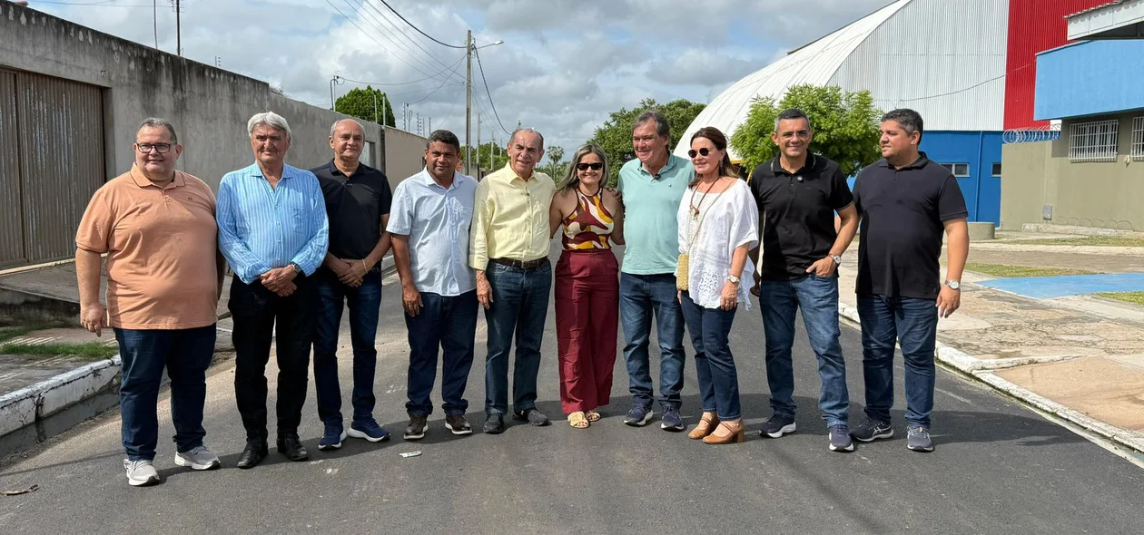 Marcelo Castro visitou obras