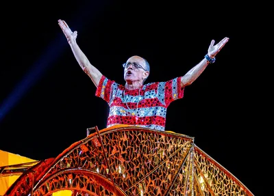 Mestre Ciça foi o grande homenageado da Viradouro