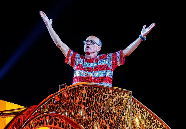 Mestre Ciça foi o grande homenageado da Viradouro