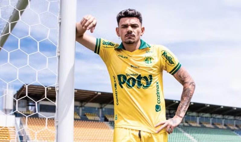 Mirassol anuncia Tiquinho Soares