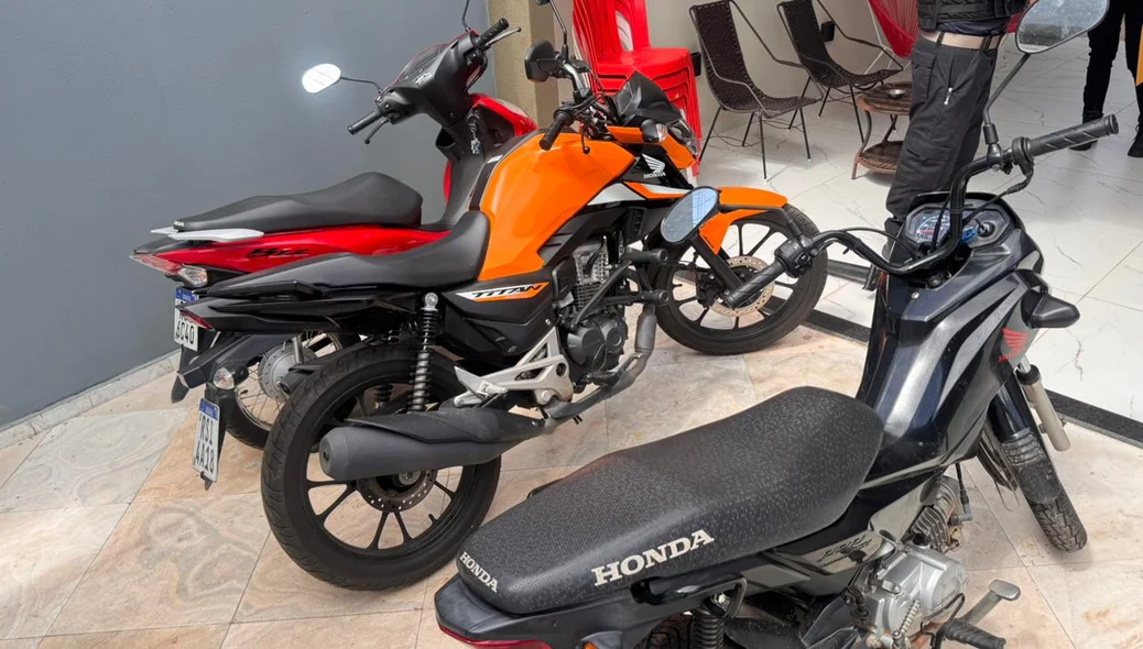 Motocicletas na residência