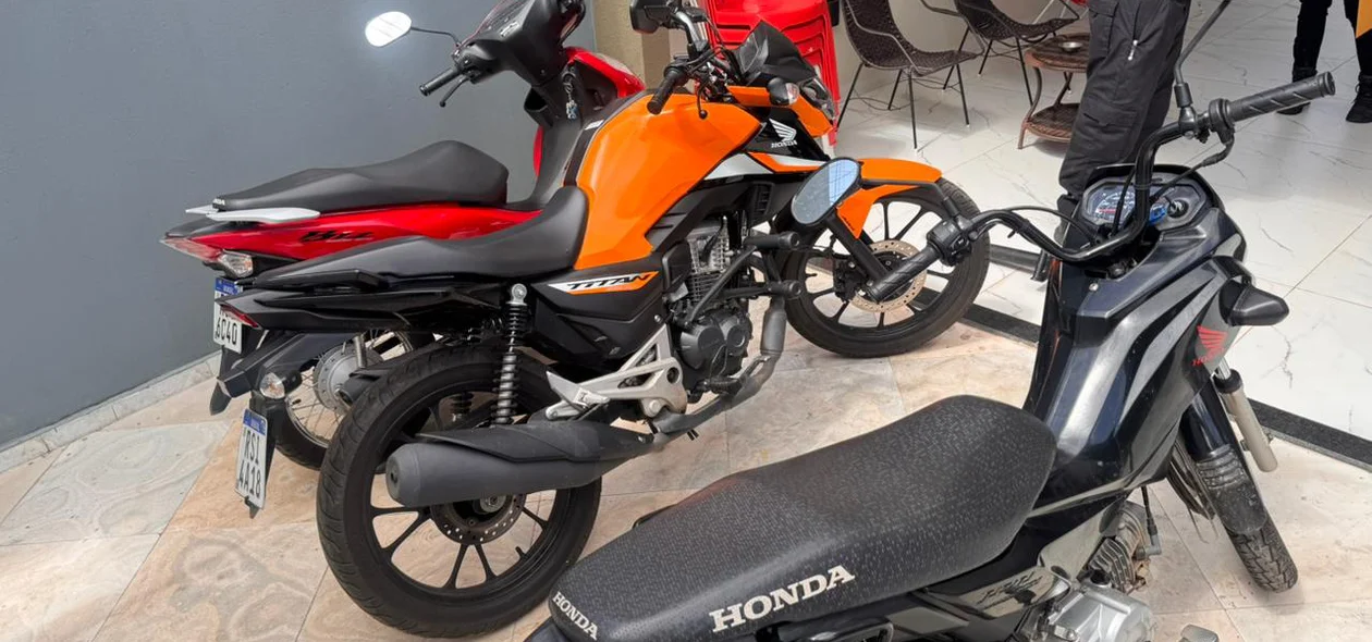 Motocicletas na residência