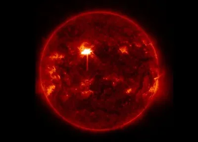 Nasa alerta sobre tempestade solar que atingirá a Terra nos próximos dias