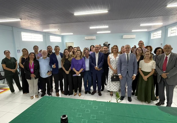 Piauí lança carteiras digitais para idosos e pessoas com fibromialgia
