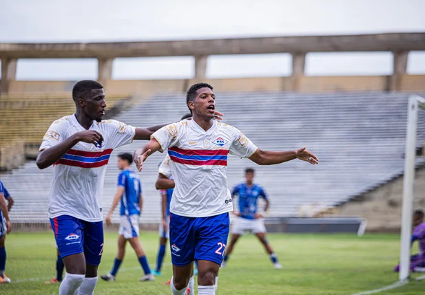 Piauí vence Oeirense e garante nas semifinais do Piauiense de forma antecipada