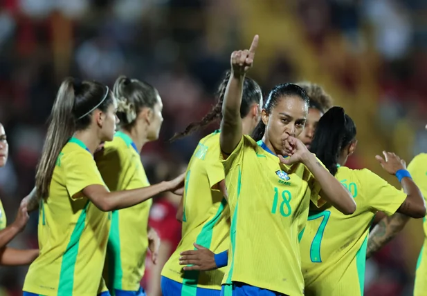 Piauiense Adriana fez um dos gols