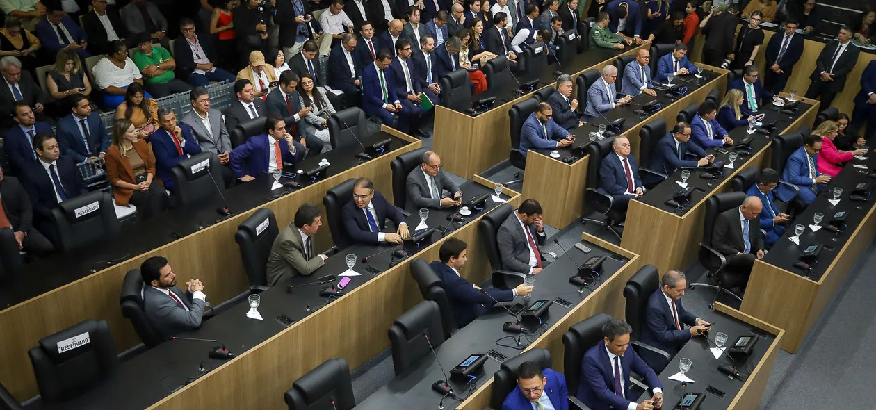 Plenário da Alepi