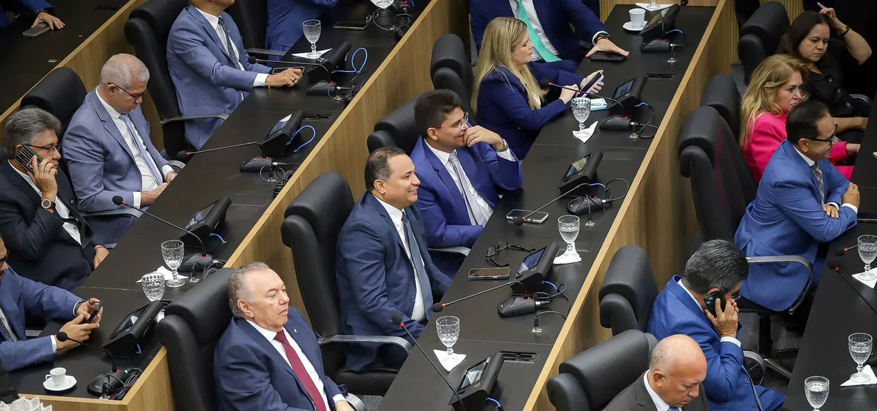 Plenário da Alepi no início dos trabalhos
